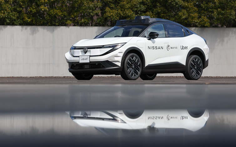 Wayve、Uber、日産がロボタクシーでの協業を発表