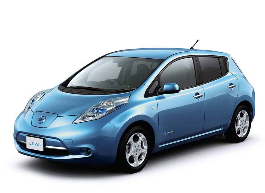 日産リーフ ZE0型