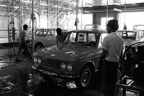 自動車倉庫
