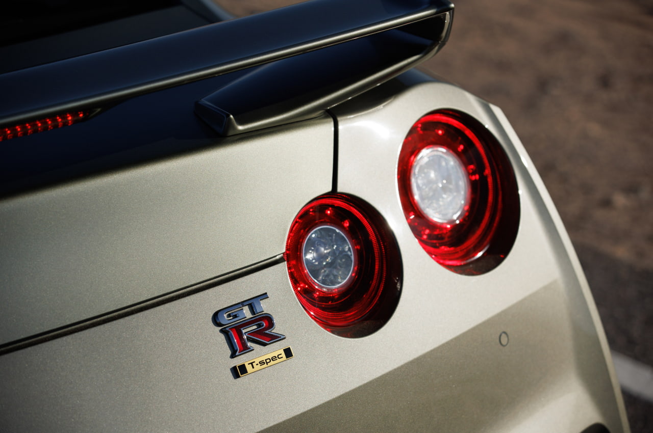 GT-R